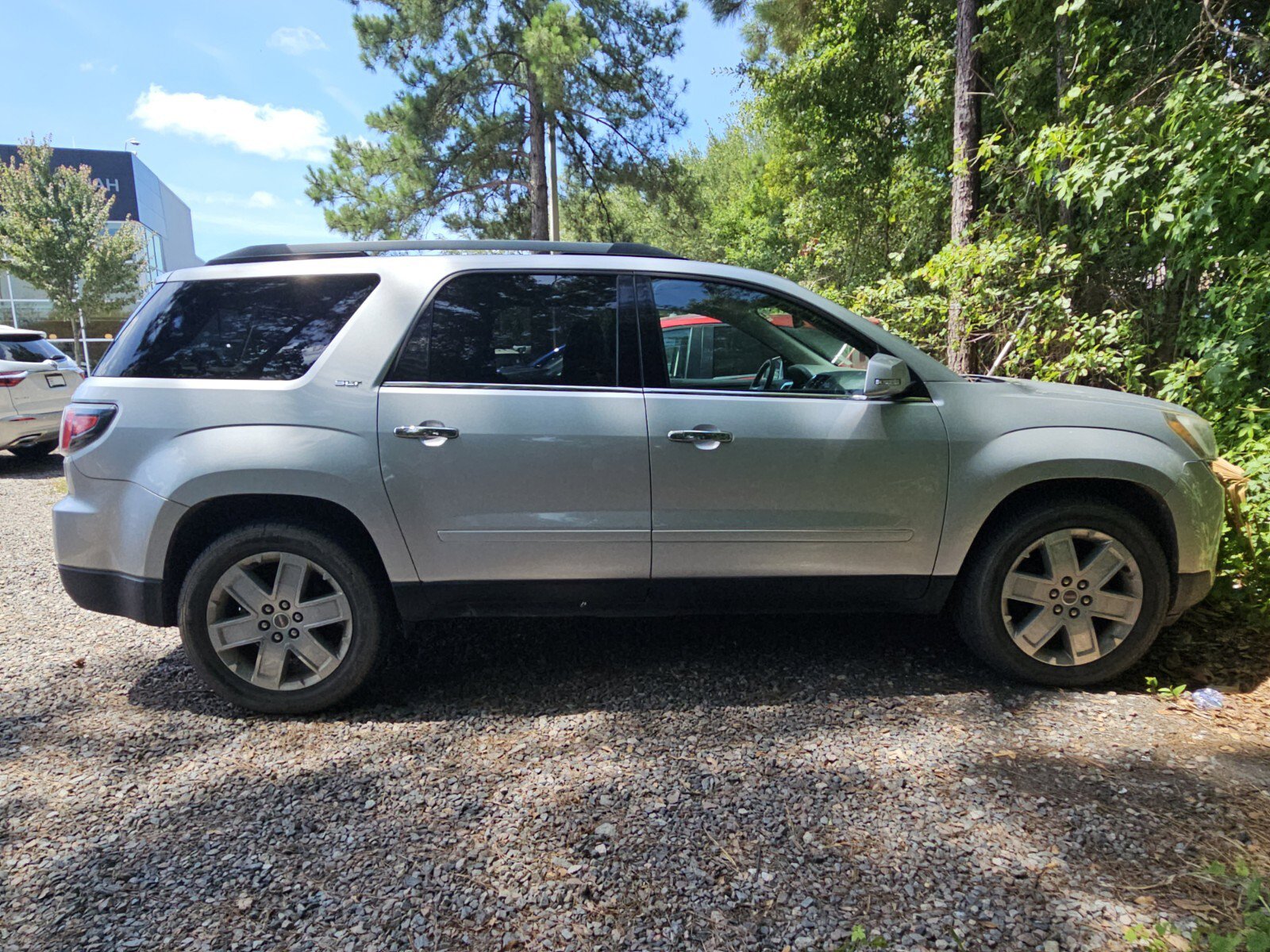 gmc acadia limited 2017 1GKKRSKD8HJ307985 image gmc acadia limited 2017 1GKKRSKD8HJ307985 image